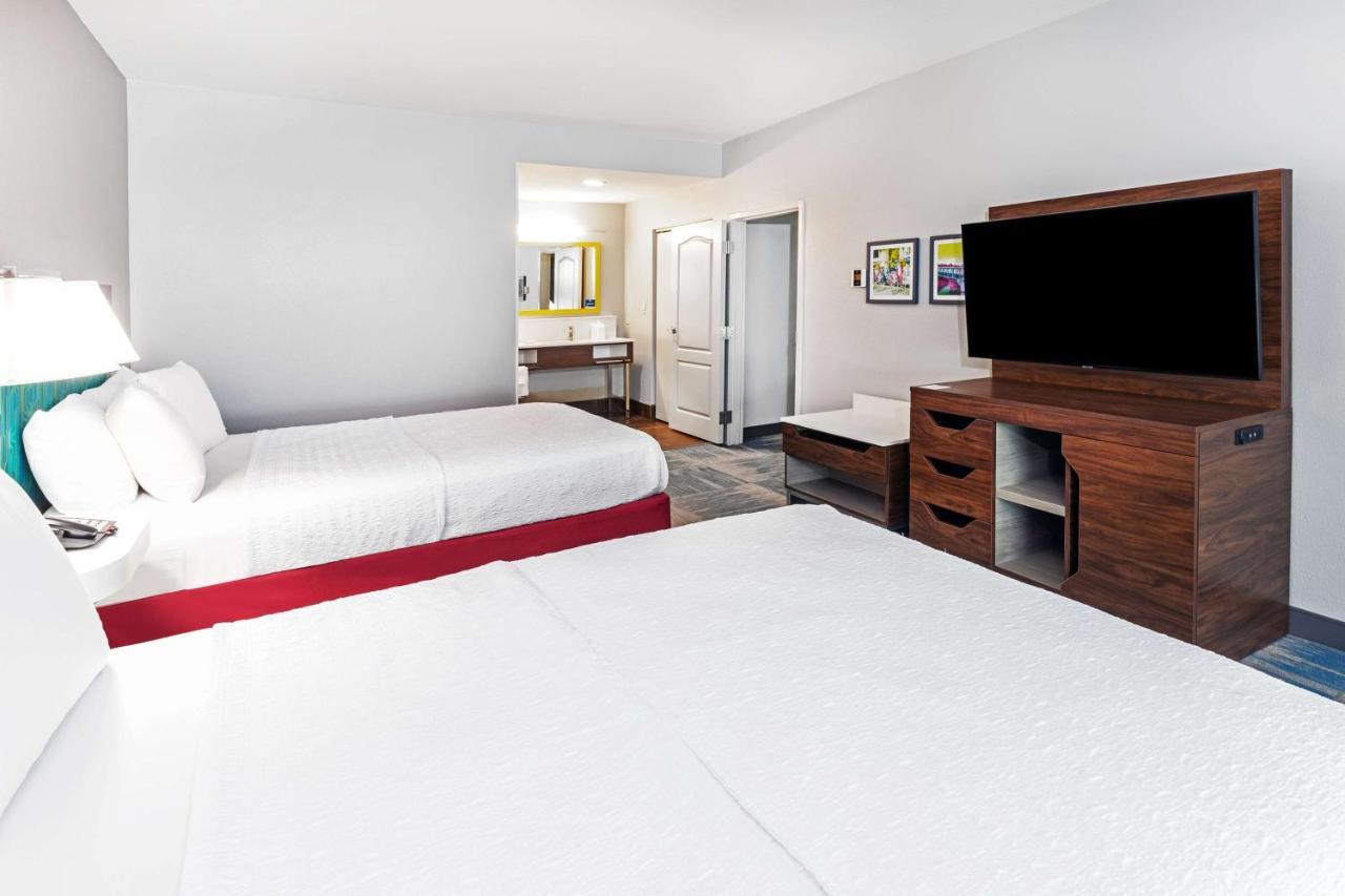Hampton Inn And Suites Houston Heights I-10 Exteriör bild
