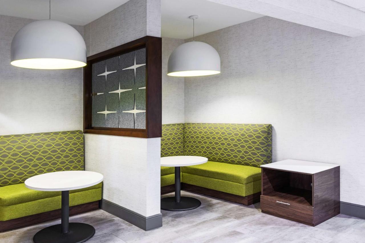Hampton Inn And Suites Houston Heights I-10 Exteriör bild